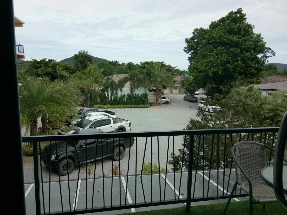 Sor Kor Sor Resort Sattahip Bagian luar foto